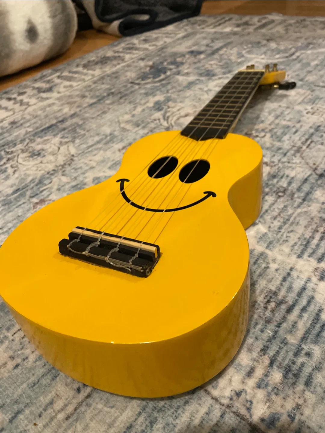 Mahalo Yellow Ukulele image indicator(2)