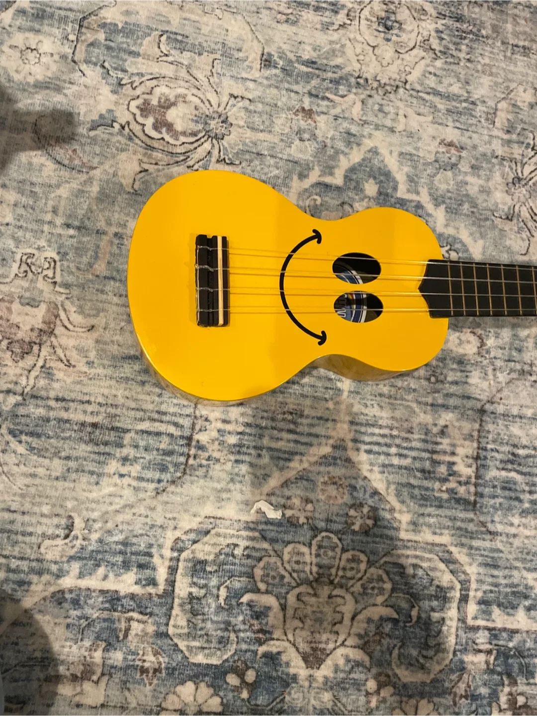Mahalo Yellow Ukulele image indicator(3)