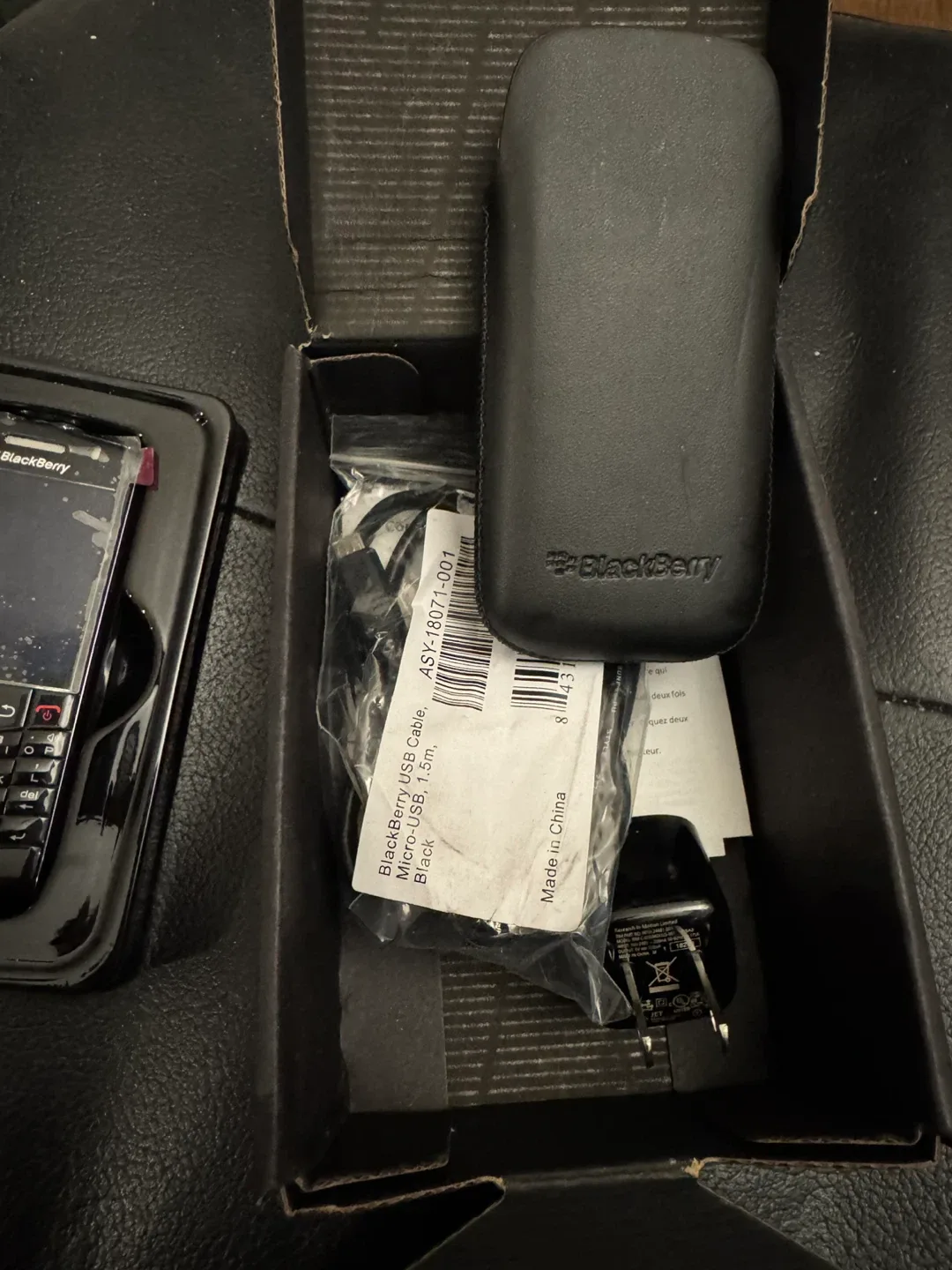 Blackberry Pearl 9100 Black image indicator(3)