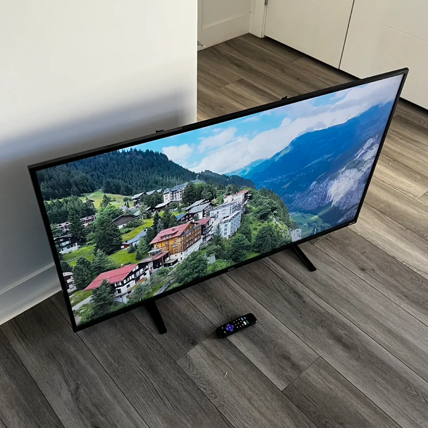 50" 4K Smart TV image indicator(6)