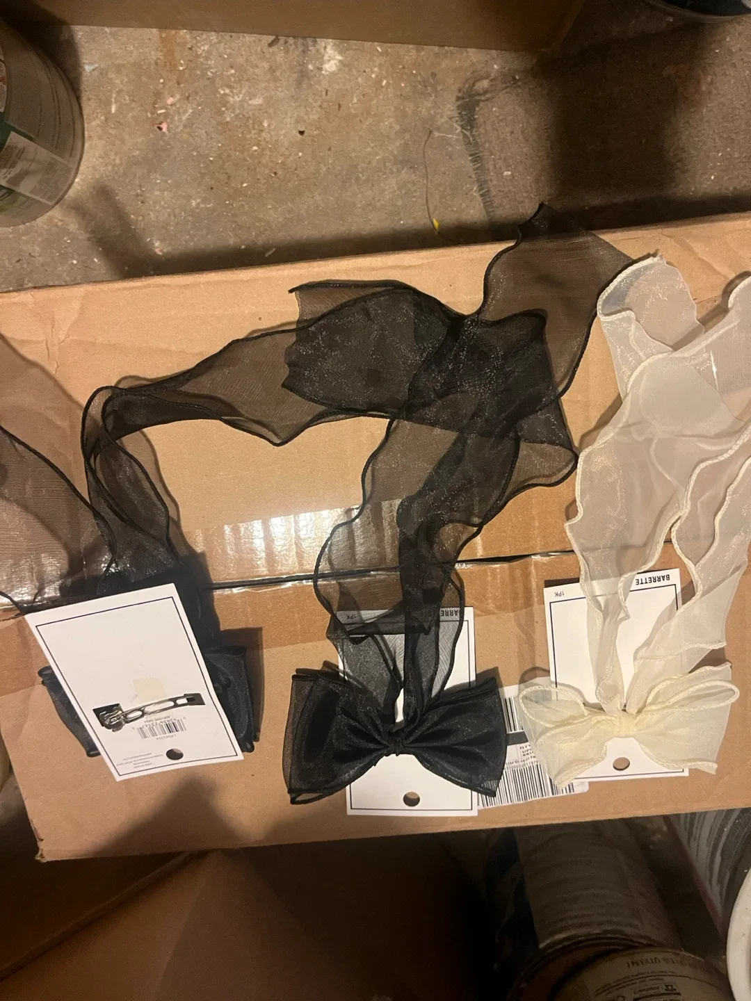 Black Bow Barrette Hair Clip image indicator(3)