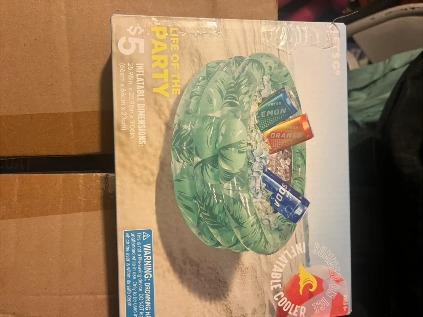 New Let's Go Single Swimmer with Cupholder image indicator(2)