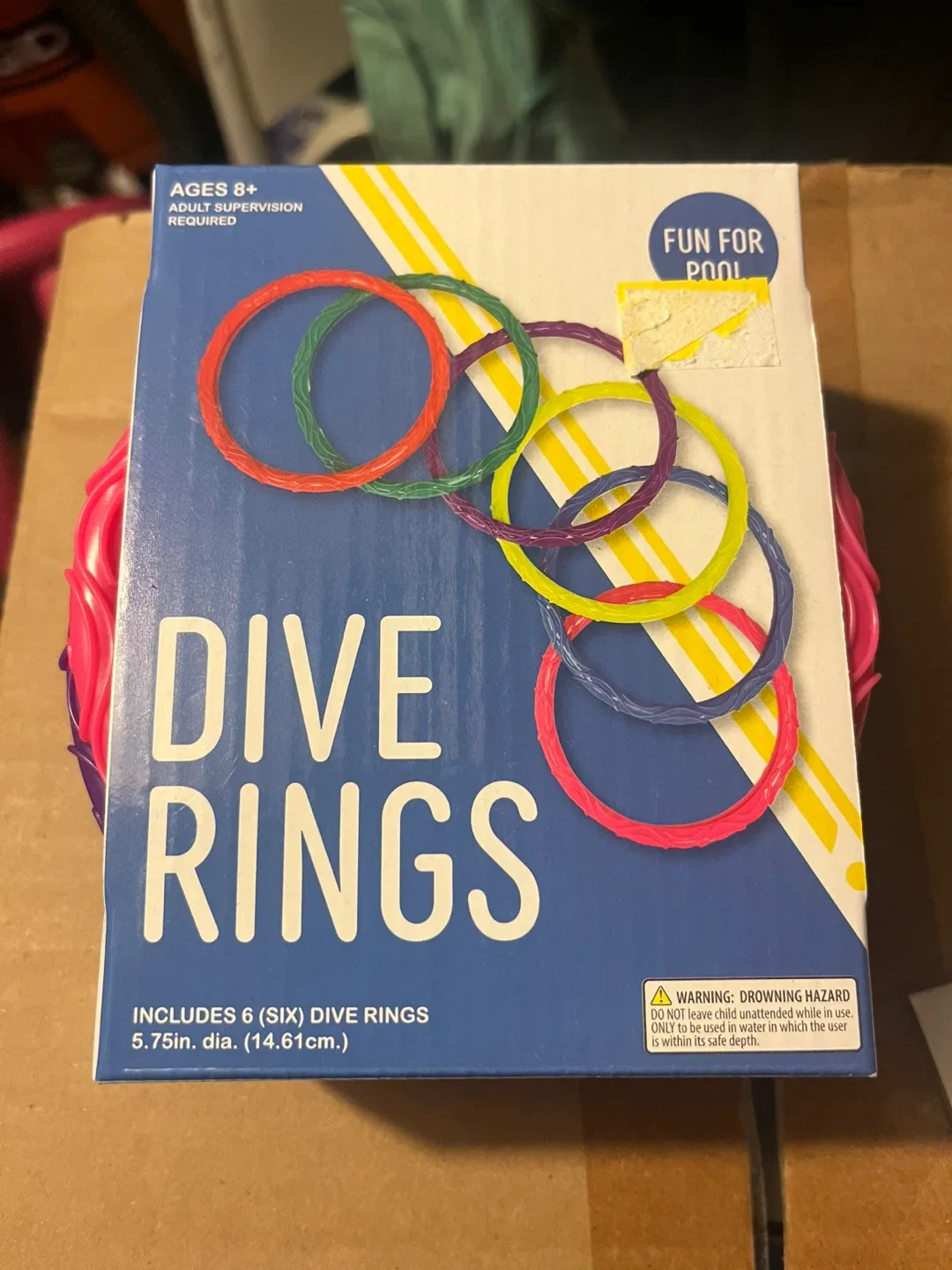 Dive Rings, Spooky Cat Toys, Beach Ball, Soak 'N Splash image indicator(3)