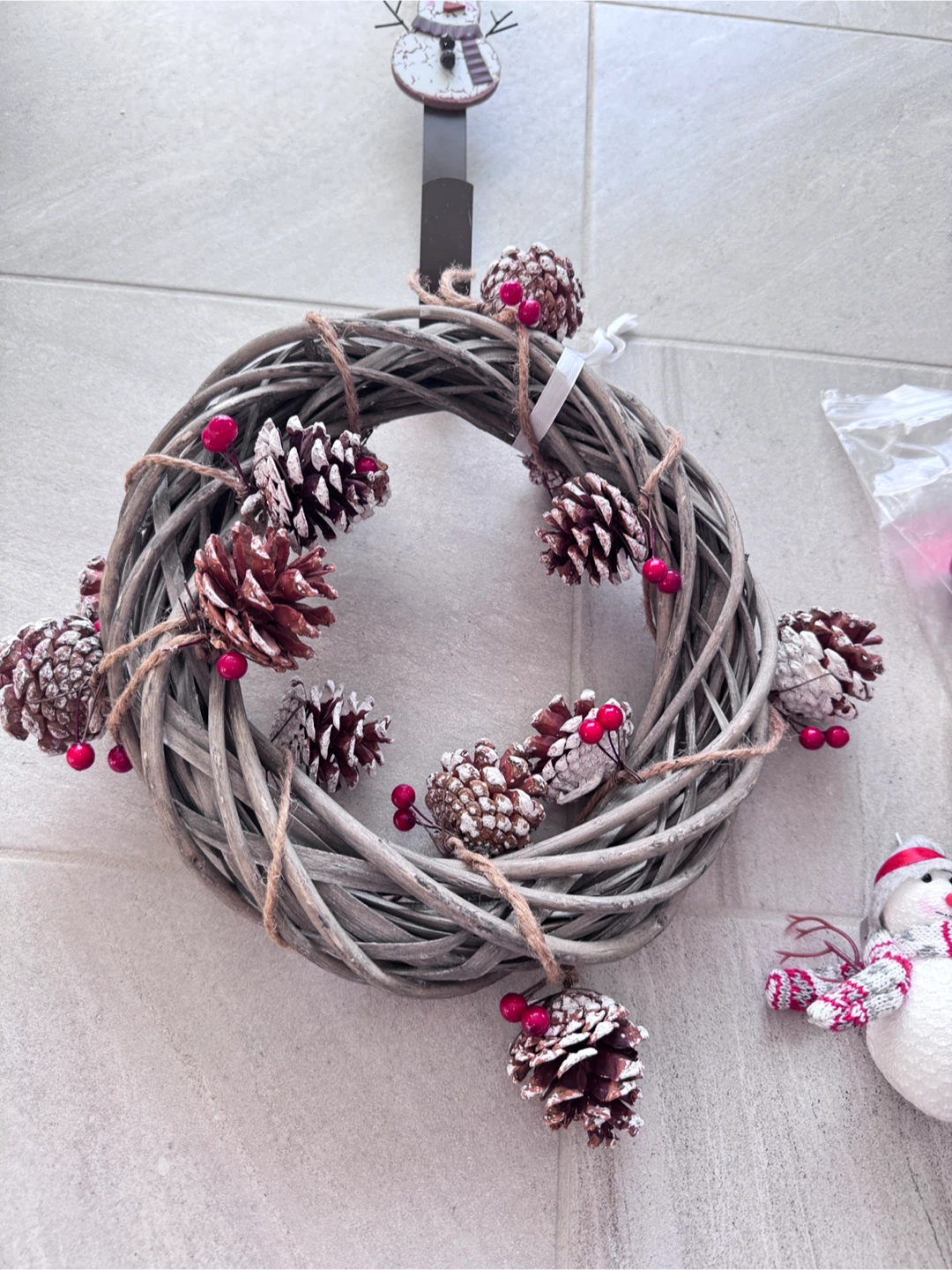Christmas Wreath and Decorations - photo 3