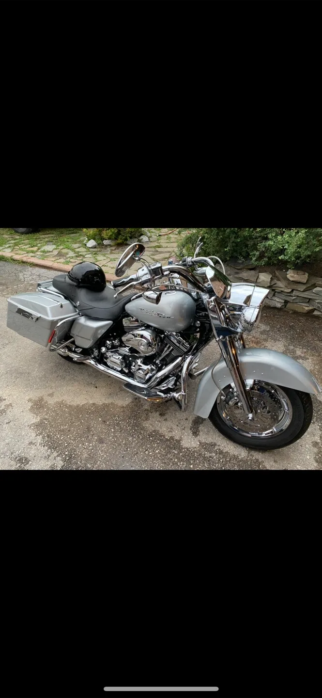 Harley-Davidson Road King Motorcycle image indicator(5)