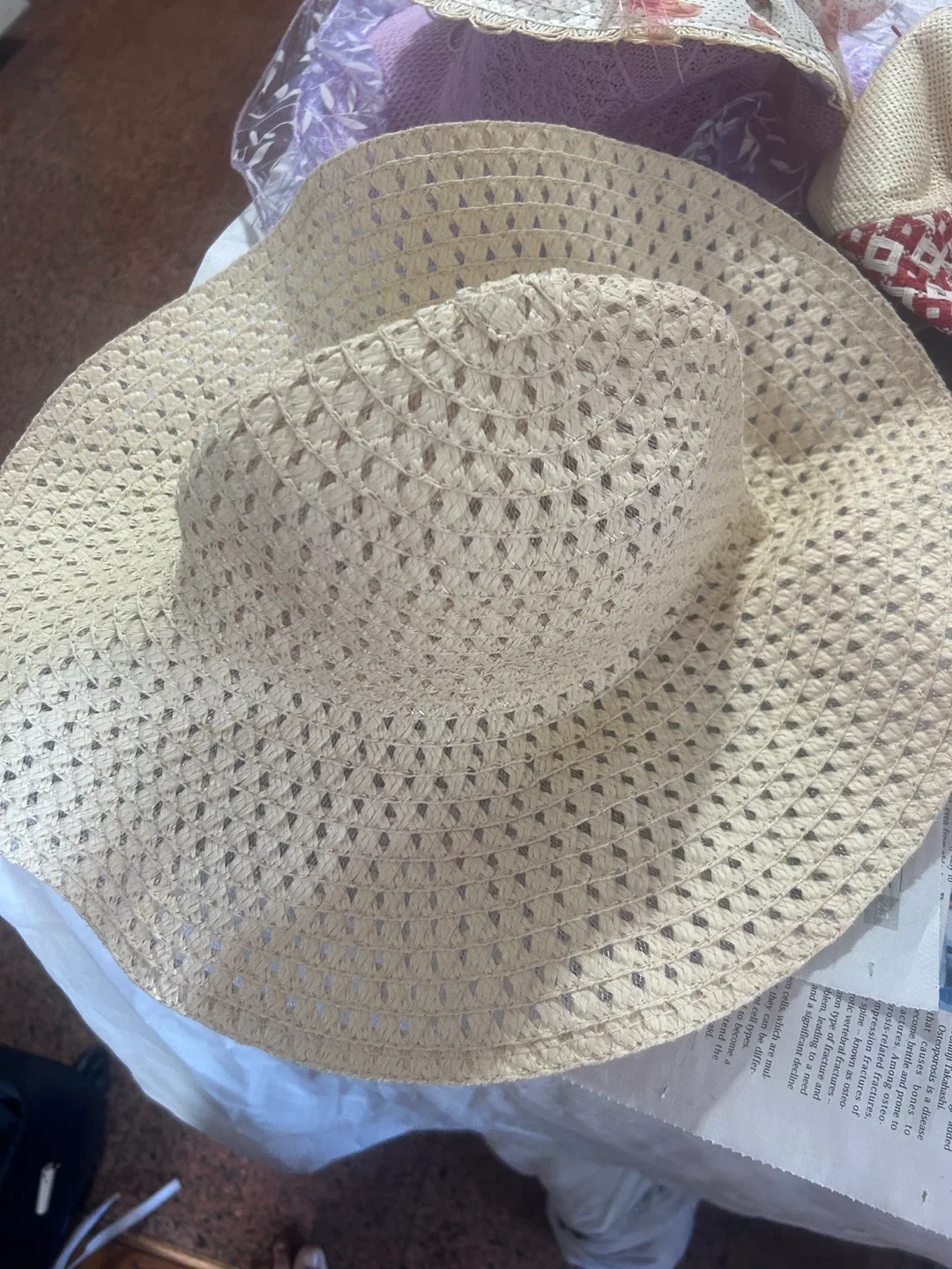 Assorted Women's Hats image indicator(3)