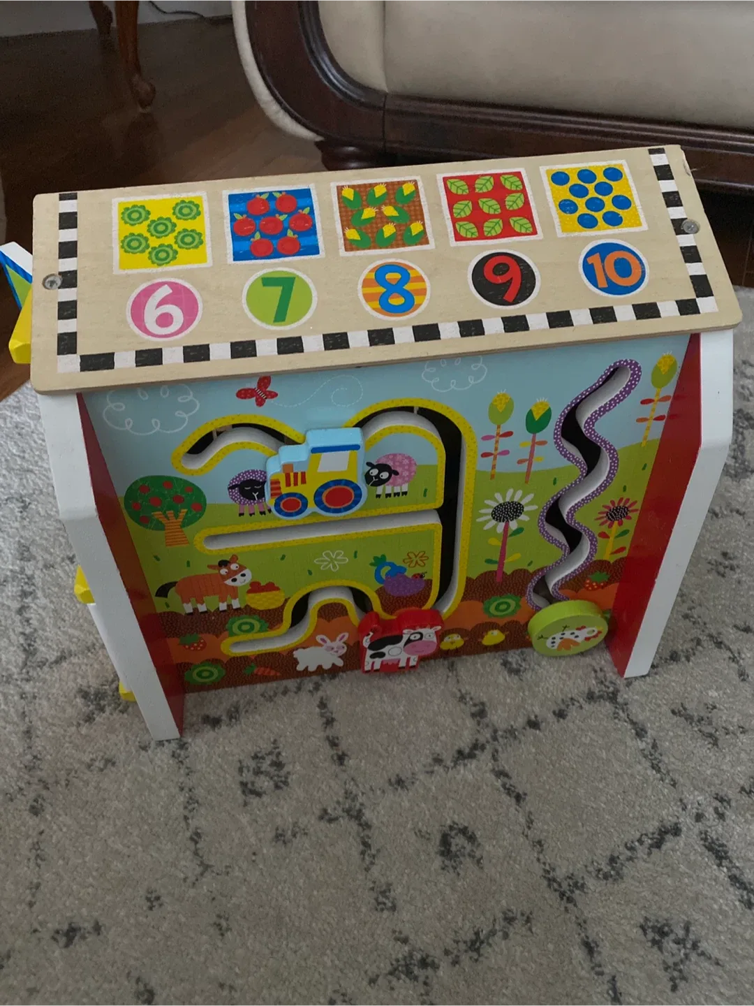 Wooden Activity Cube - Barn Shape image indicator(3)