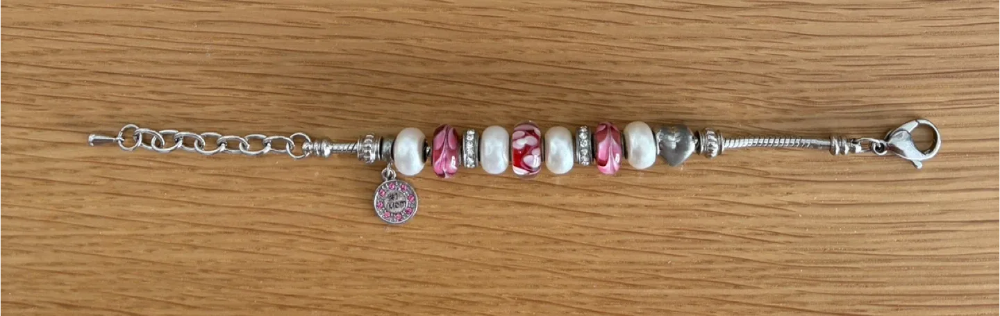 Beautiful “I Love Mom” Bracelet image indicator(2)