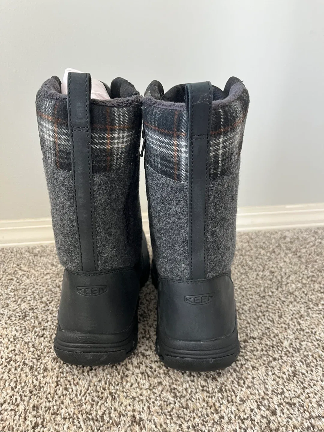 KEEN Greta Tall Winter Boots, Size 9 image indicator(4)