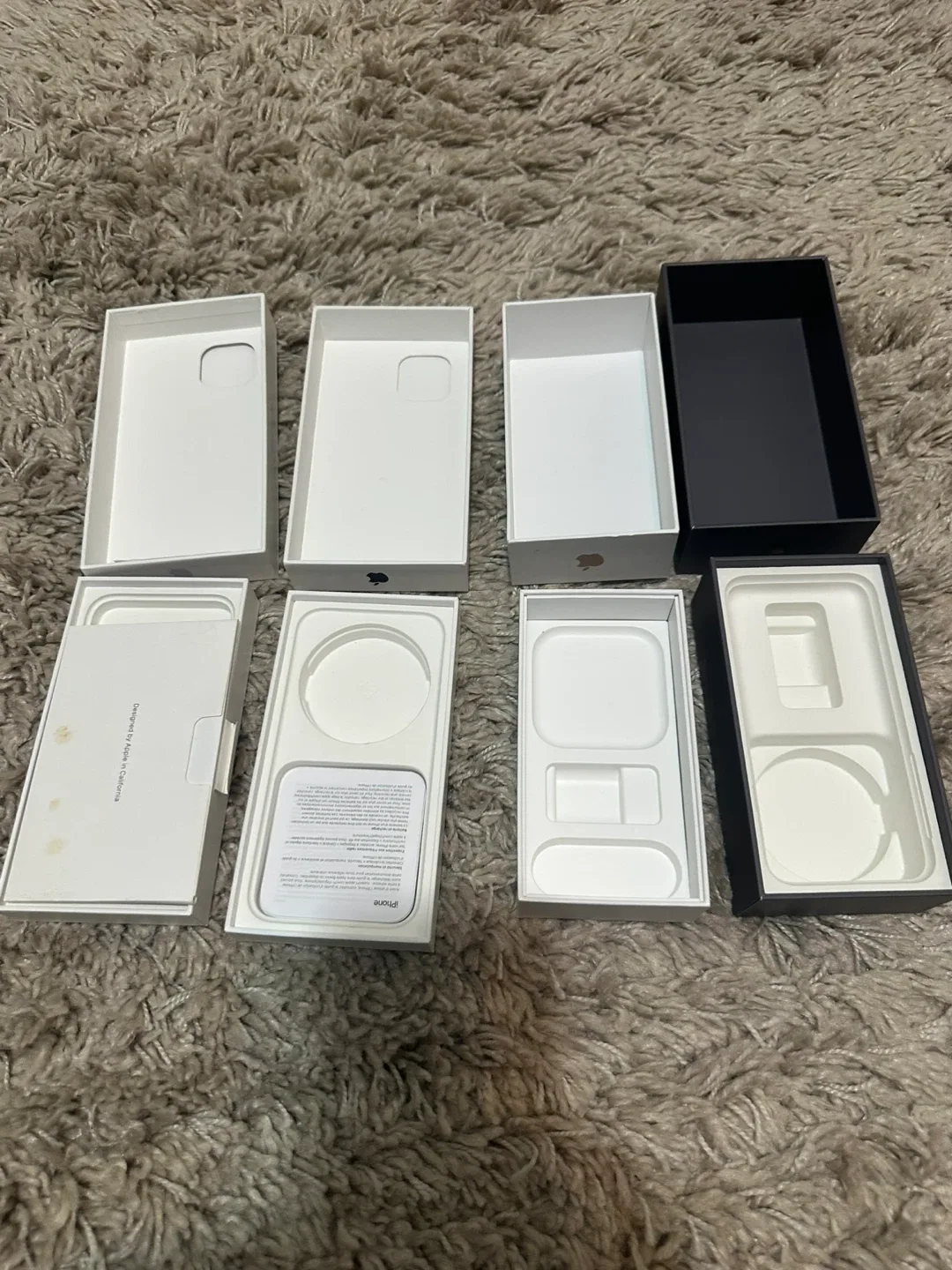 iPhone 12, 14, SE Apple iPhone Boxes