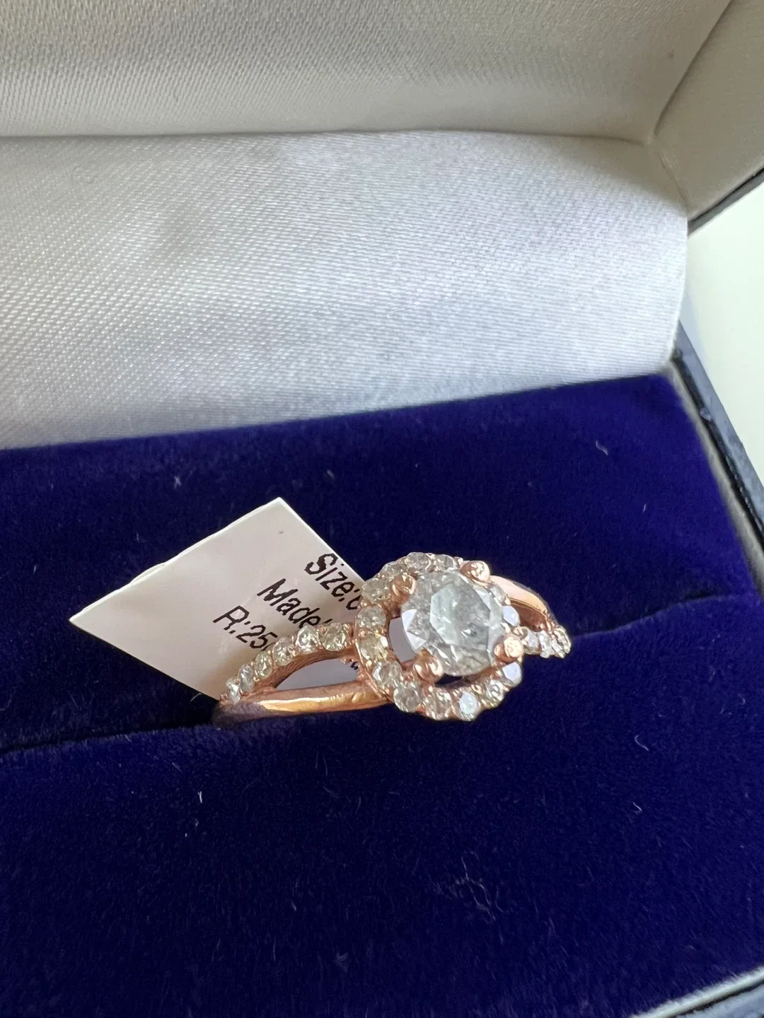 Brand New 10K Gold Diamond Ring image indicator(3)