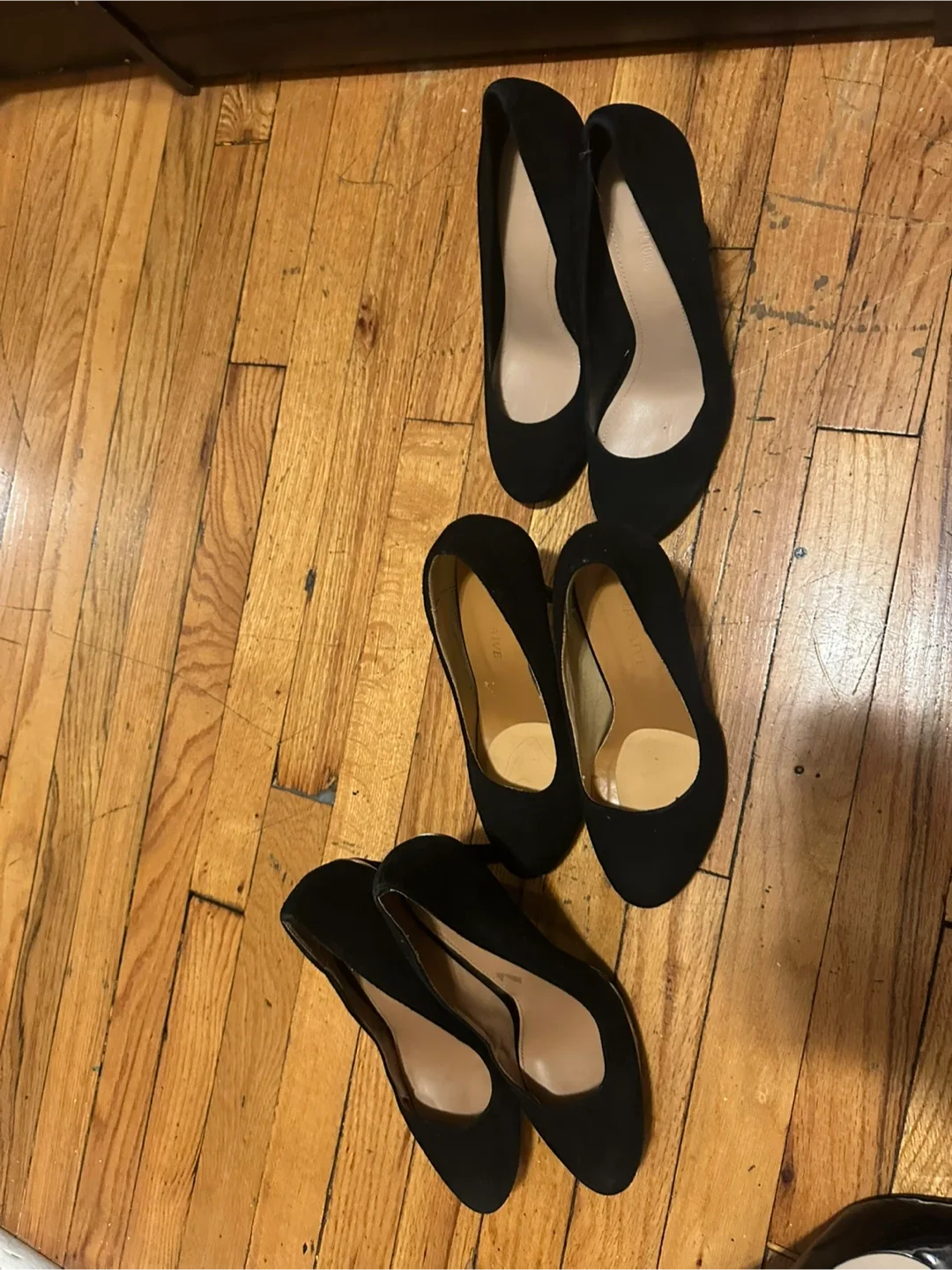 Black Heels Bundle - Size 7 image indicator(3)