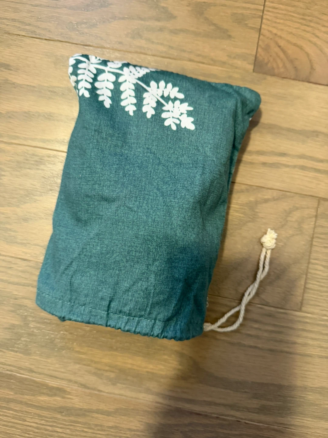 Green nursing cover - photo 2
