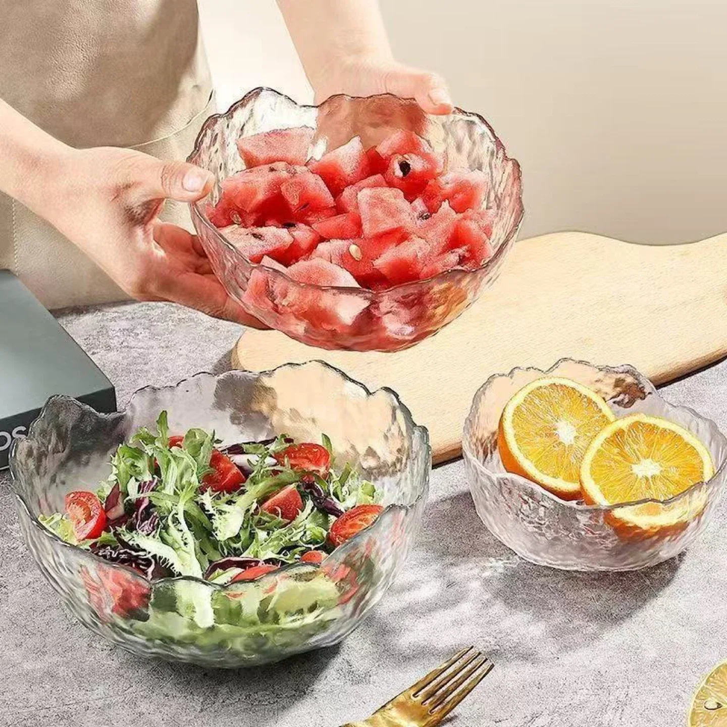 Textured Glass Bowl Set image indicator(3)