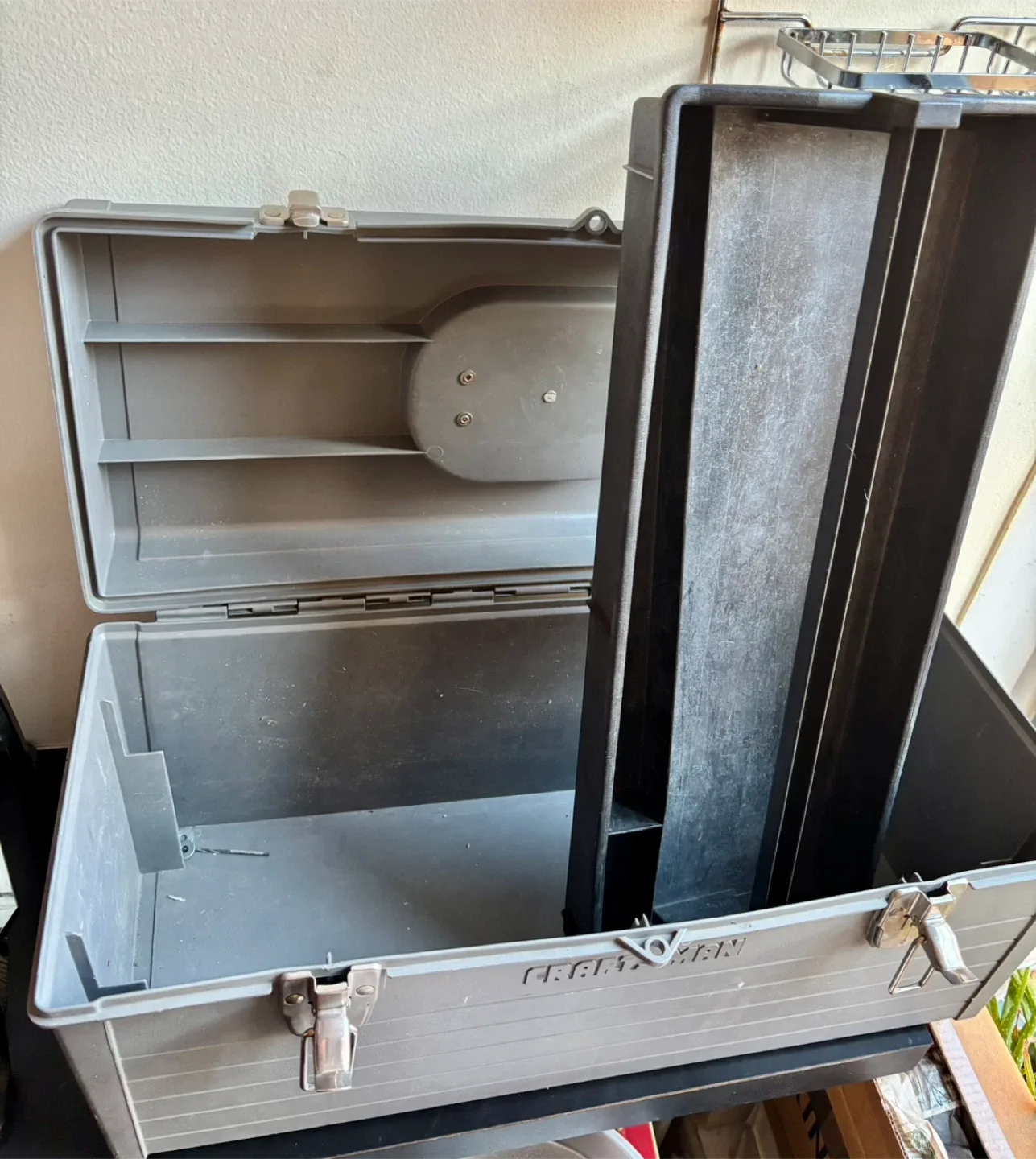 Vintage Extra Large Craftsman Gray Plastic Tool Box image indicator(3)