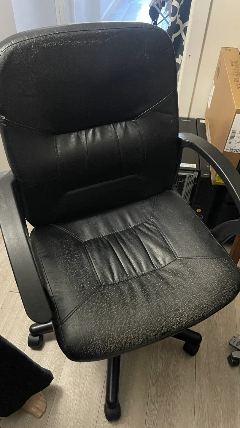 Black Office Chair - 2 Chairs image indicator(2)