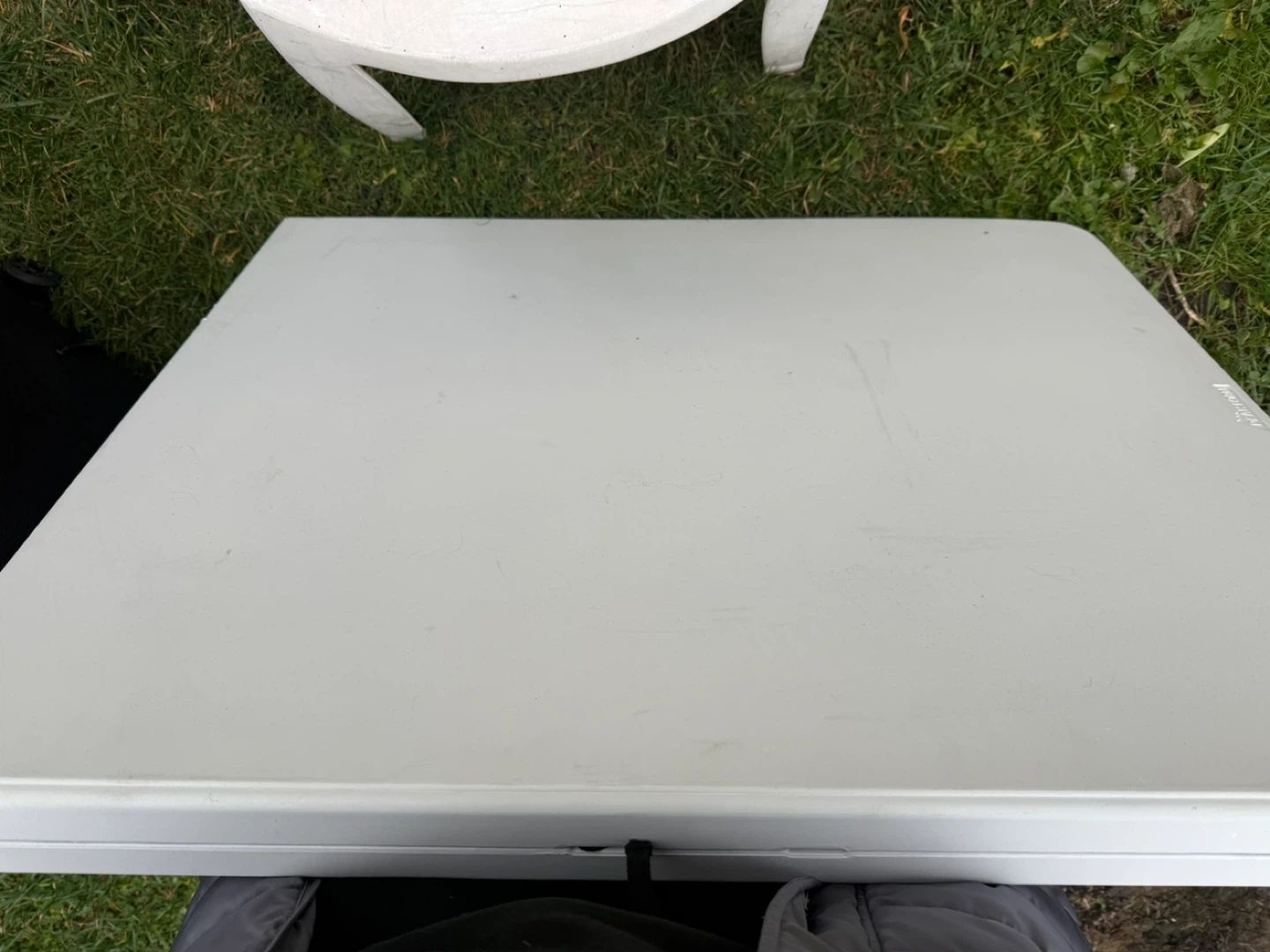 White Folding Table 6Foot - photo 2