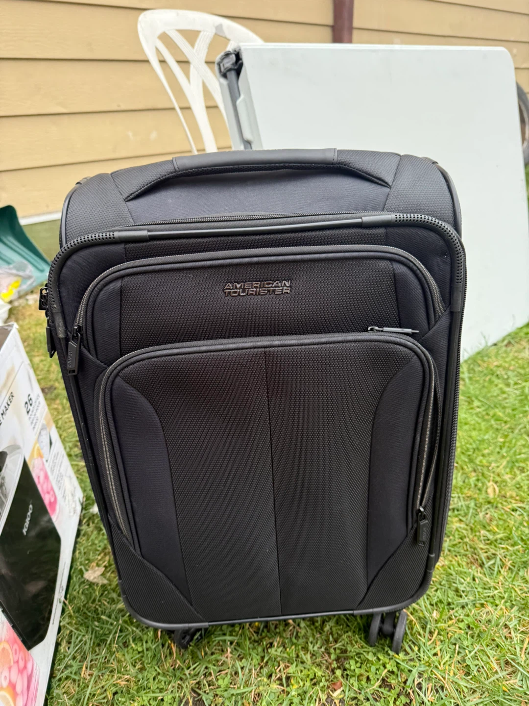 American Tourister 4 KIX 2.0 Expandable Softside Luggage