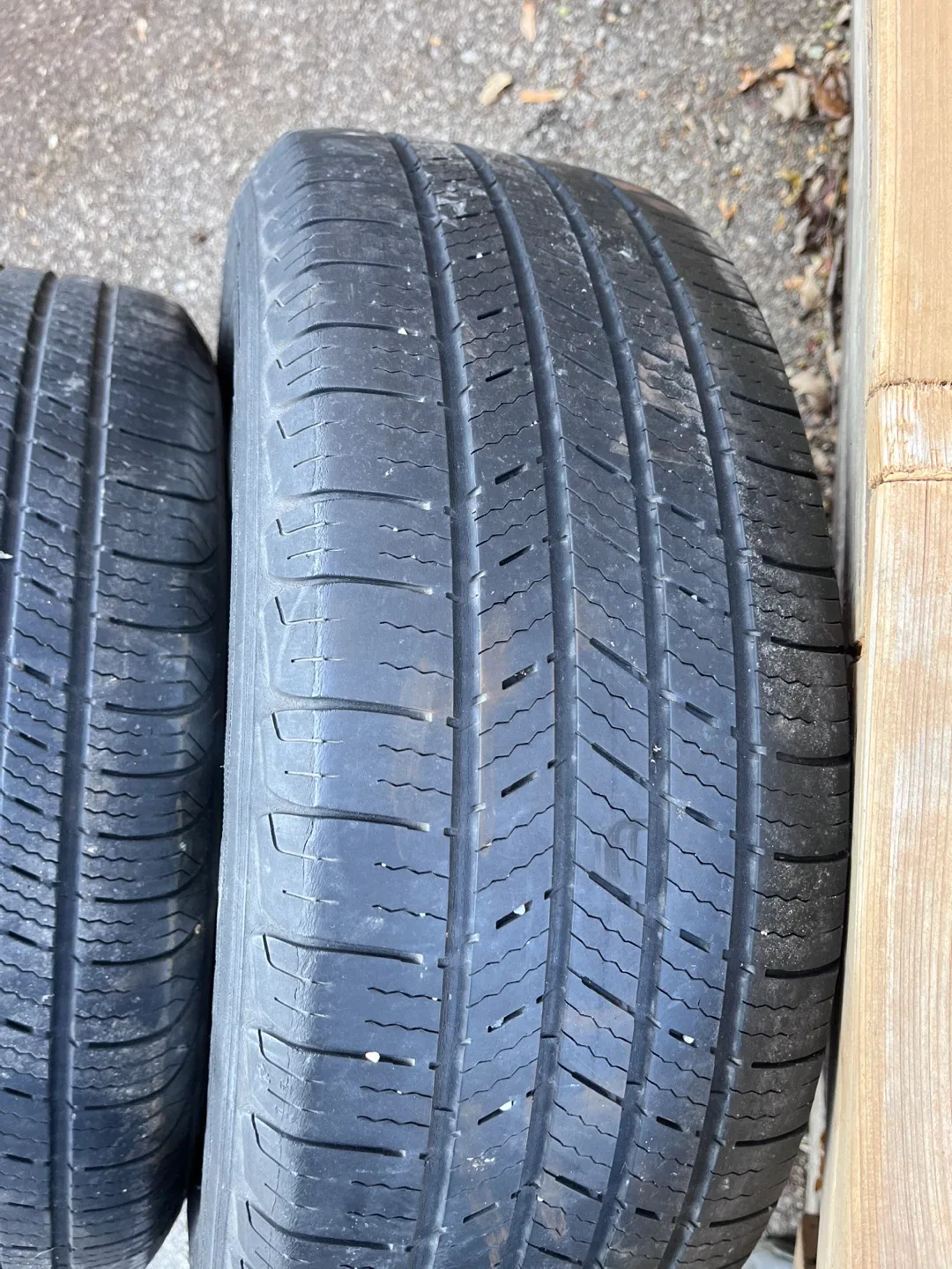 Michelin Defender 215/60R16 Tires on Toyota Rims image indicator(9)