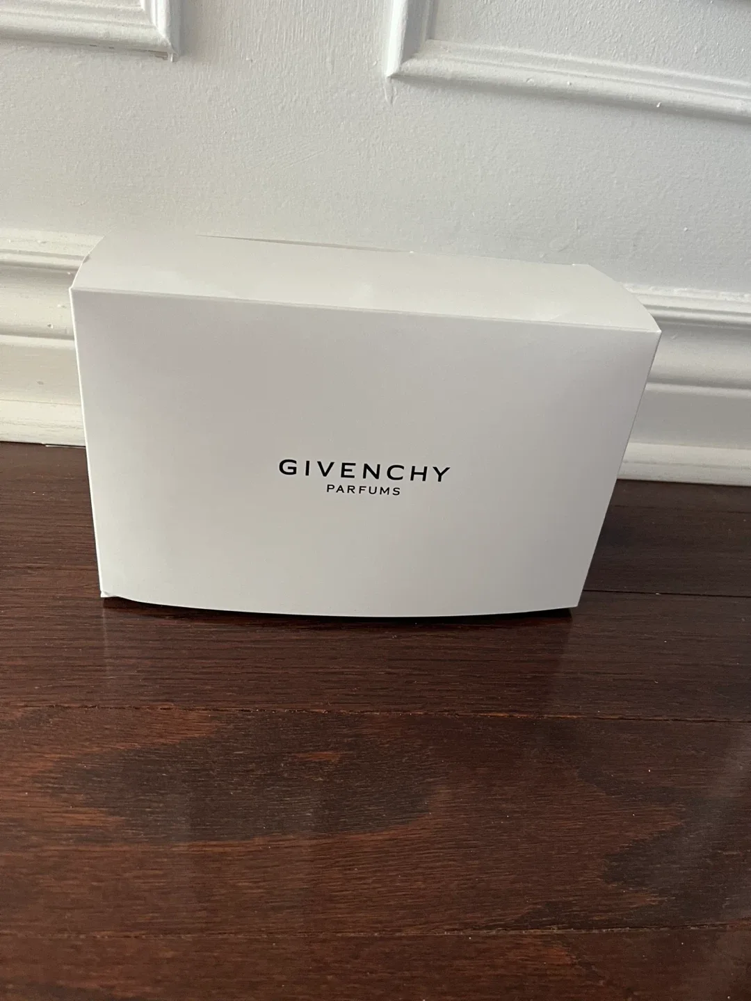 Givenchy Red Cosmetic Pouch with Box image indicator(2)