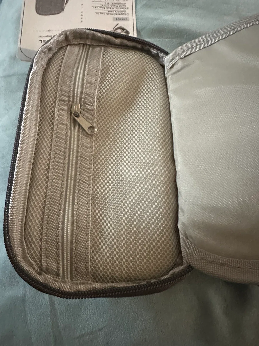 Electronics Organizer Travel Case - Gray image indicator(2)