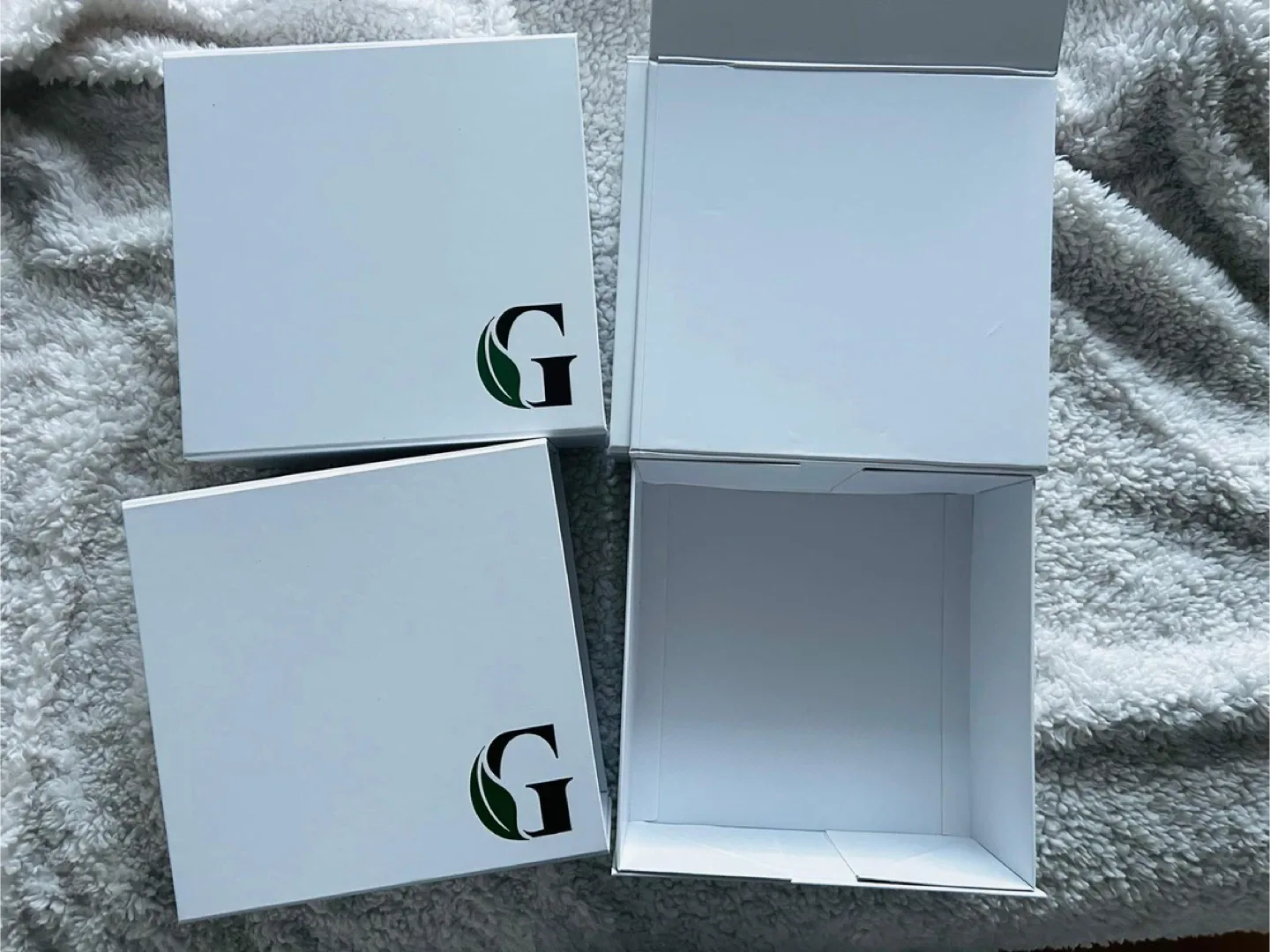 Gift Boxes with Magnetic Closure - New, Matte White image indicator(4)