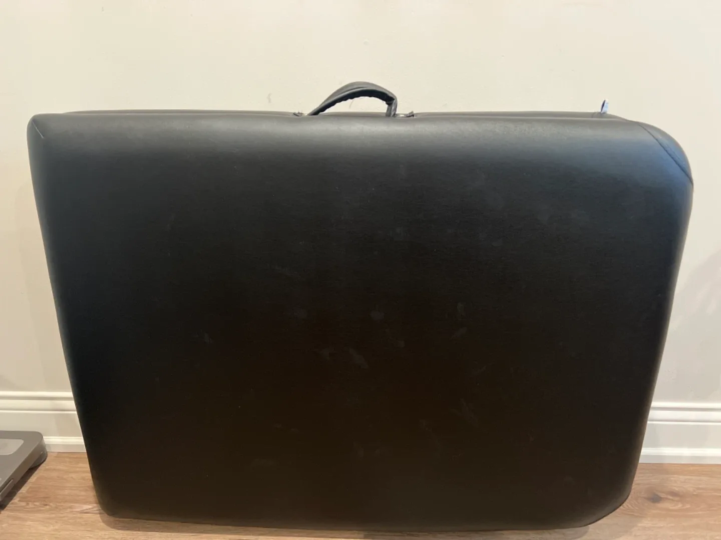 Foldable Massage Table image indicator(9)