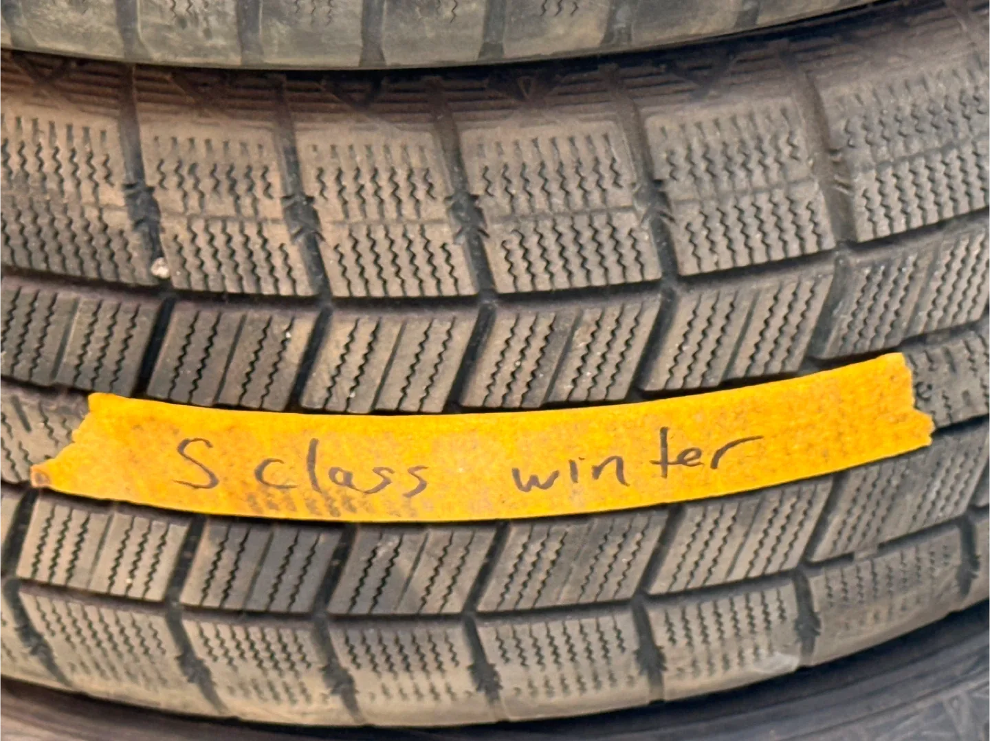 Mercedes-Benz S Class Winter Tires 245/45R18 image indicator(4)