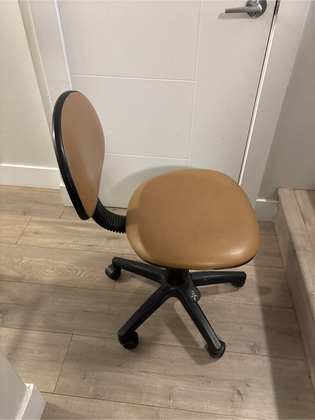 Adjustable Office Chair image indicator(5)