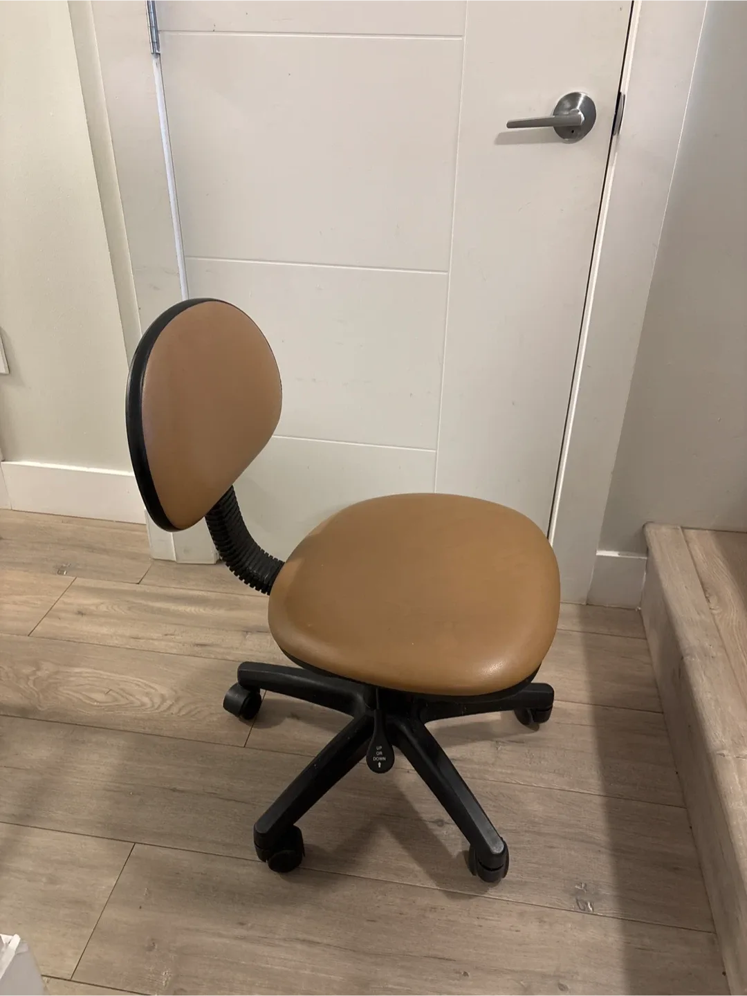 Adjustable Office Chair image indicator(4)