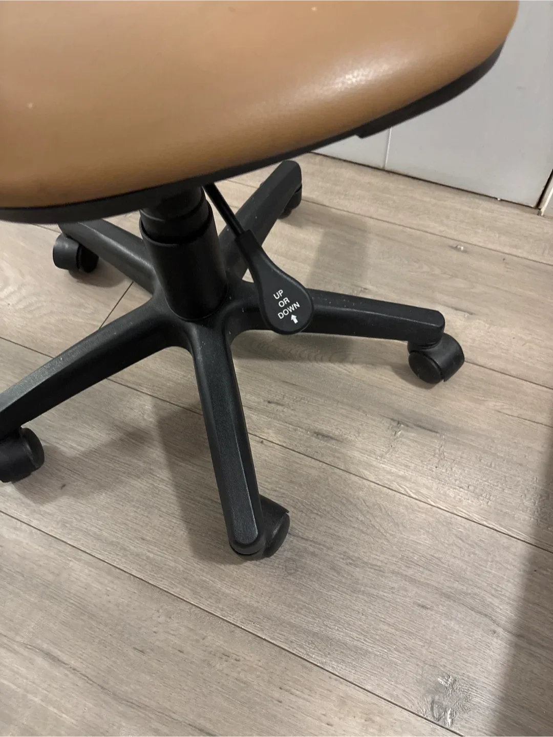 Adjustable Office Chair image indicator(8)