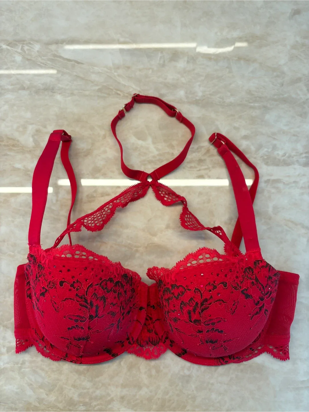 La Senza So Free Bra  (never worn) Size 34D image indicator(4)