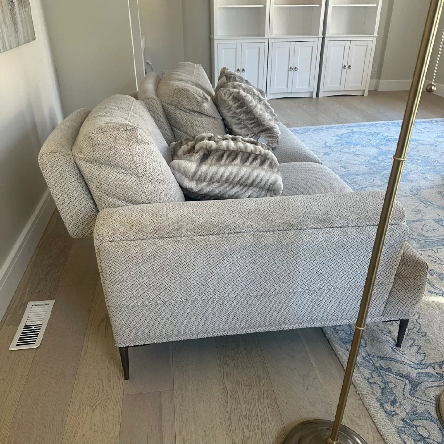 Struck tube three seater sofa image indicator(5)