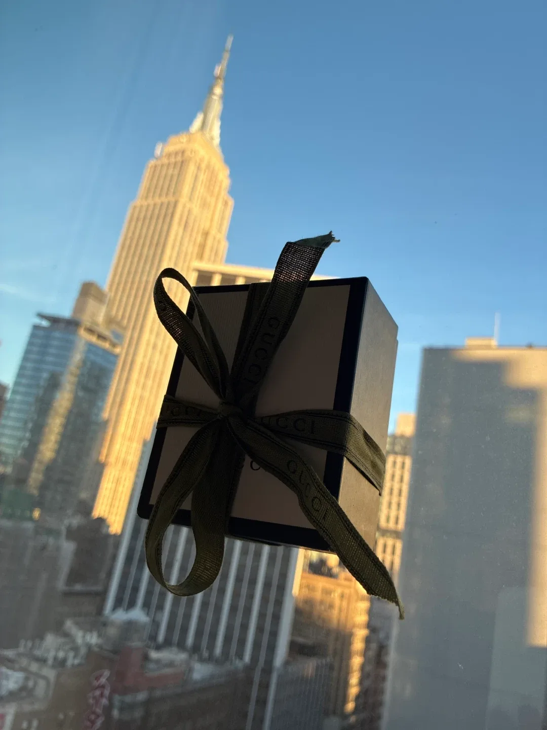 Gucci Accessories Gift box w. Gucci Gift Bow & Gucci Gift Bags image indicator(2)