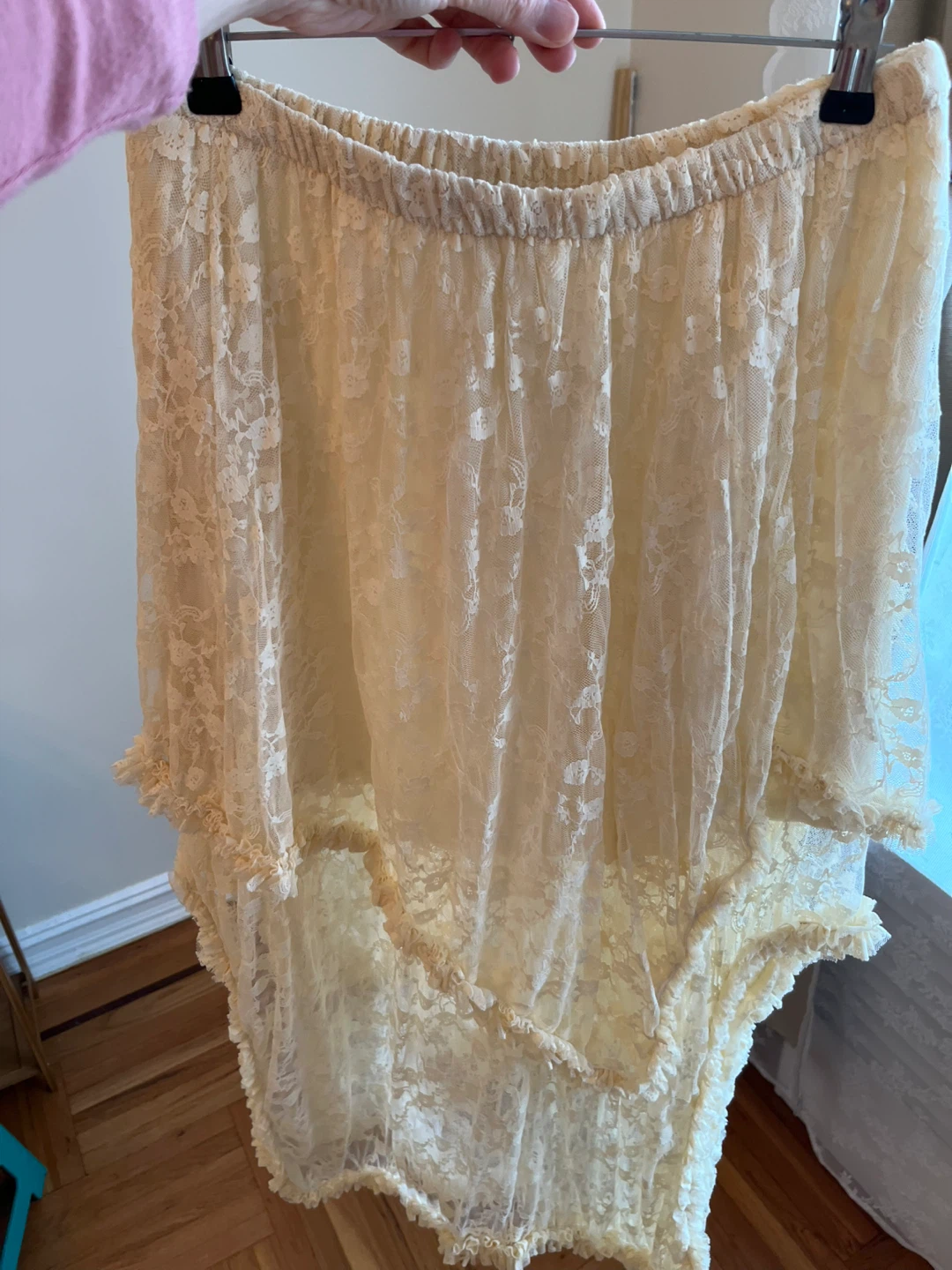 Lace Skirt - Cream Color - photo 4