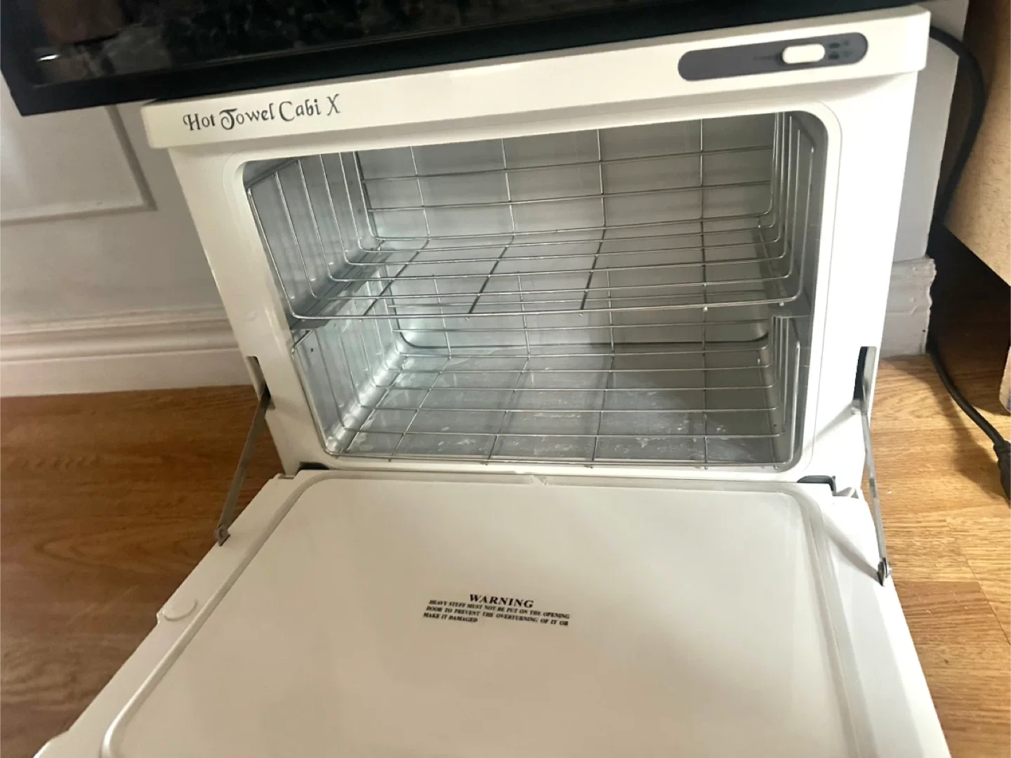 Elite Hot Towel Cabi X image indicator(2)