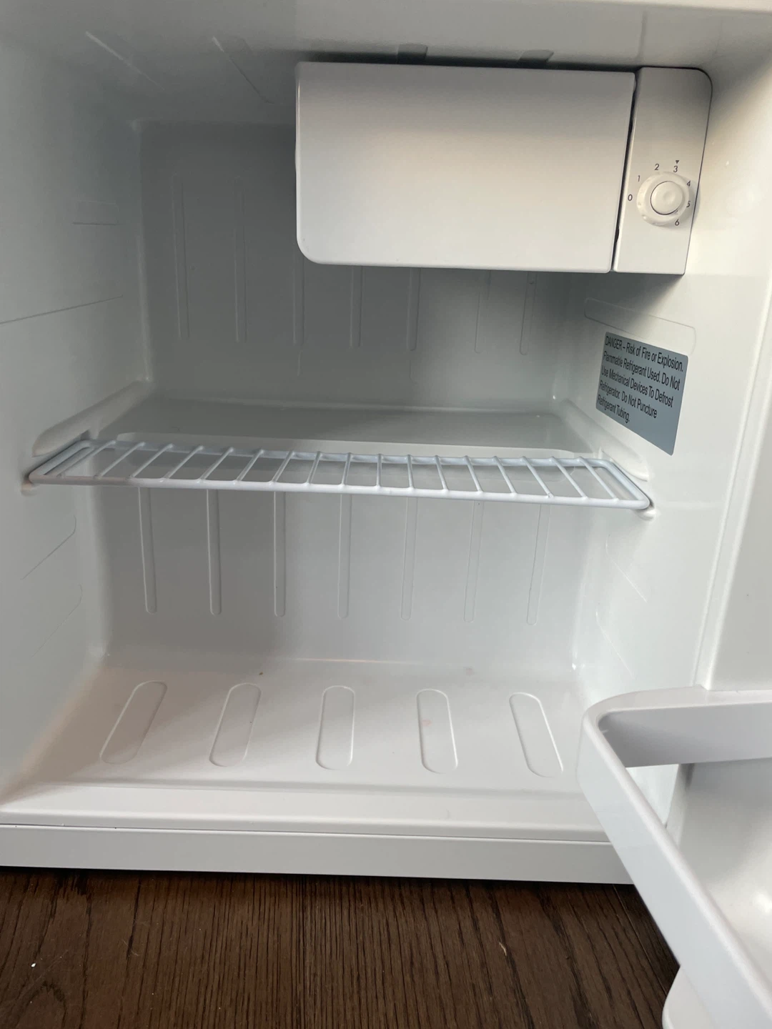 Frigidaire Mini Fridge - Black - photo 2