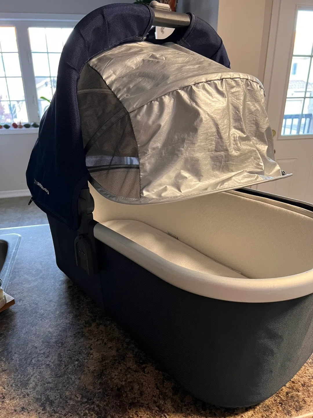 UPPABABY bassinet for Cruz image indicator(3)