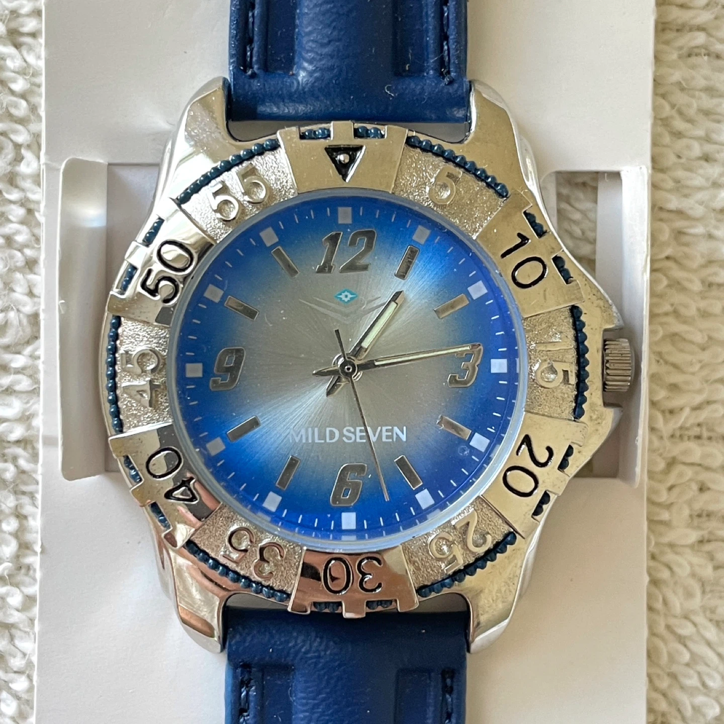 Mild Seven (now Mevius) Vintage Watch - photo 2