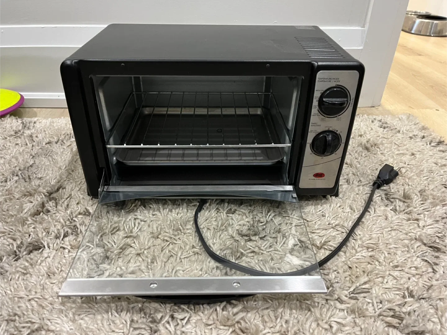 HomeStyles Toaster Oven - NEVER USED image indicator(3)