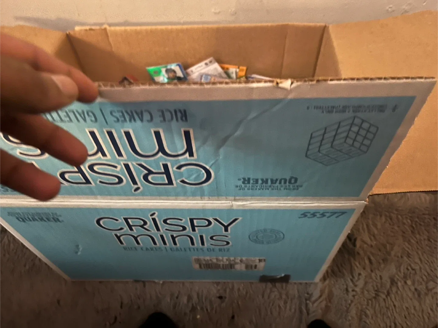 Unsorted Card Collection Sports & Pokémon & Yugioh! 300$ firm image indicator(3)