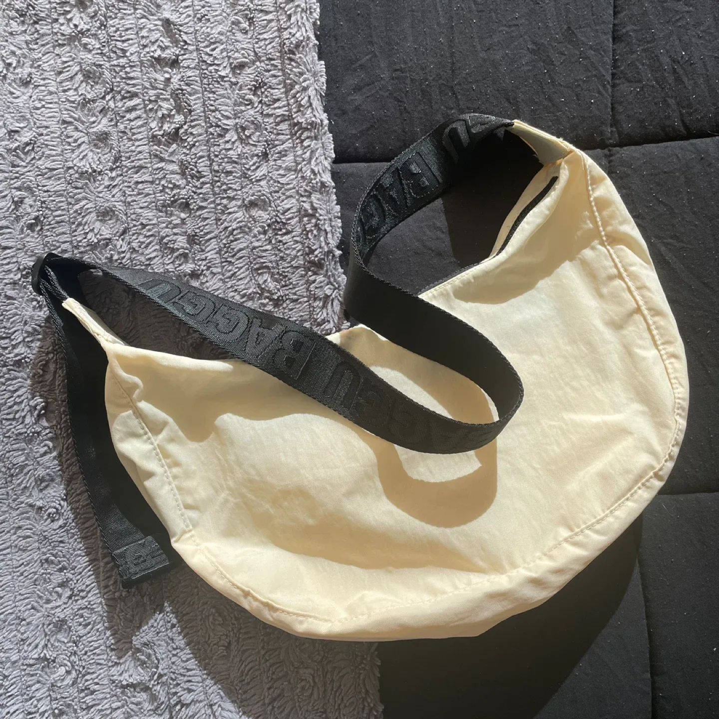 Baggu Medium Crescent Bag