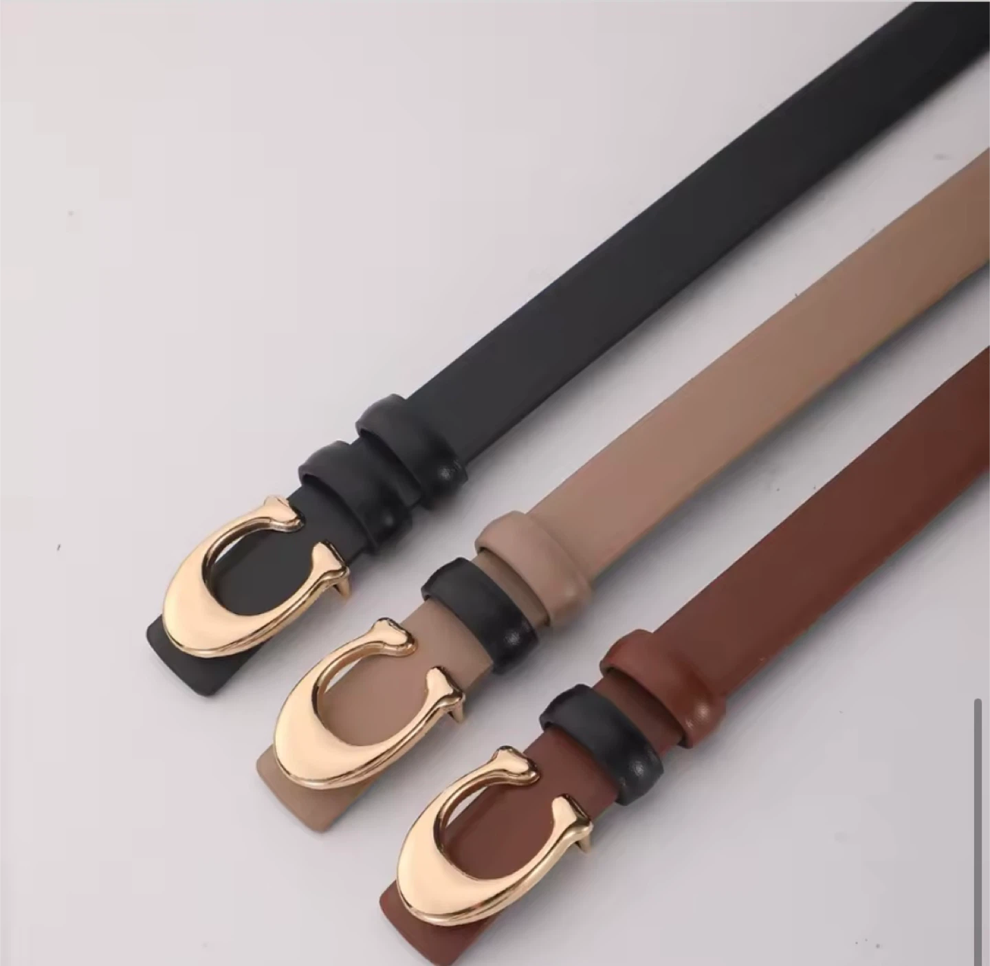 C buckle Black Leather Belt - Women's