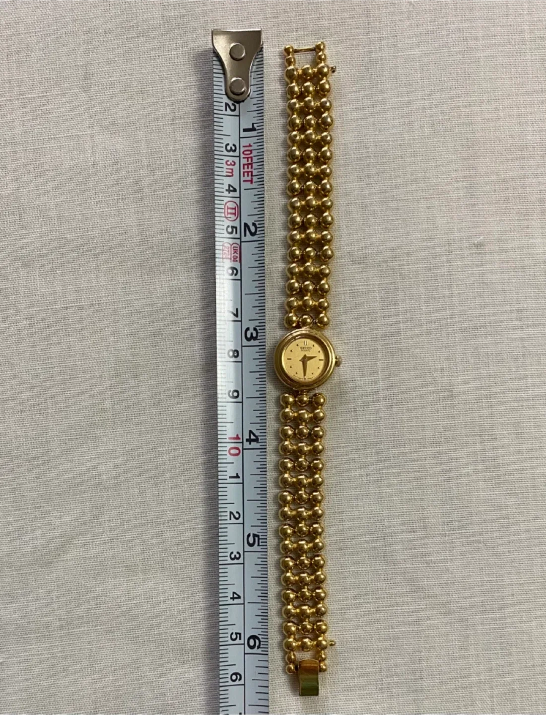 Seiko Quartz Gold Women's Watch image indicator(2)