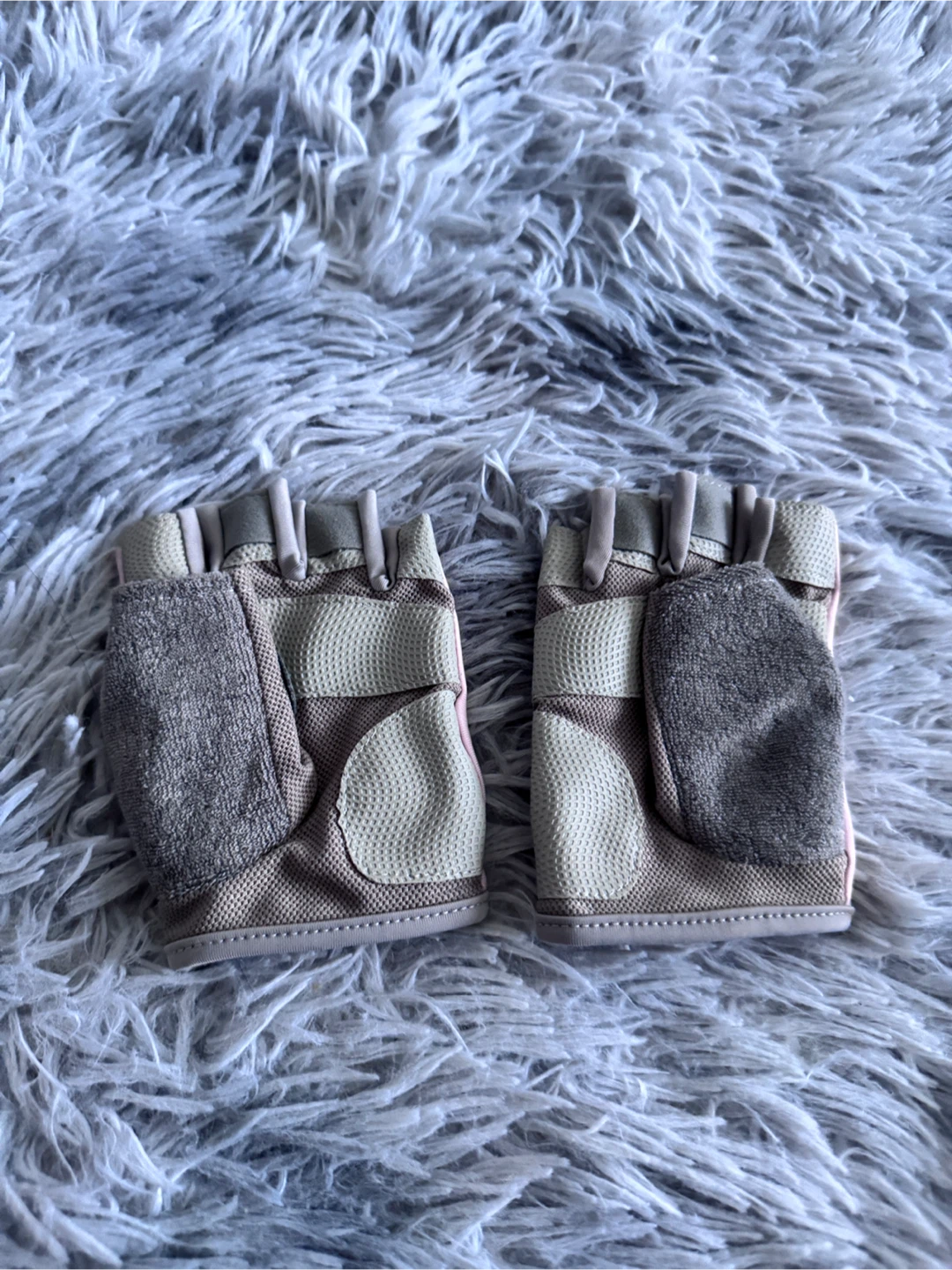 Pink & Grey Training Gloves - photo 4