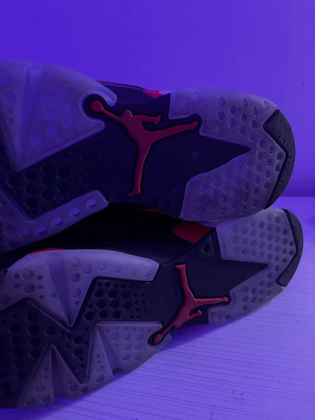 Nike Air Jordan 6 Retro Black/Infrared image indicator(3)