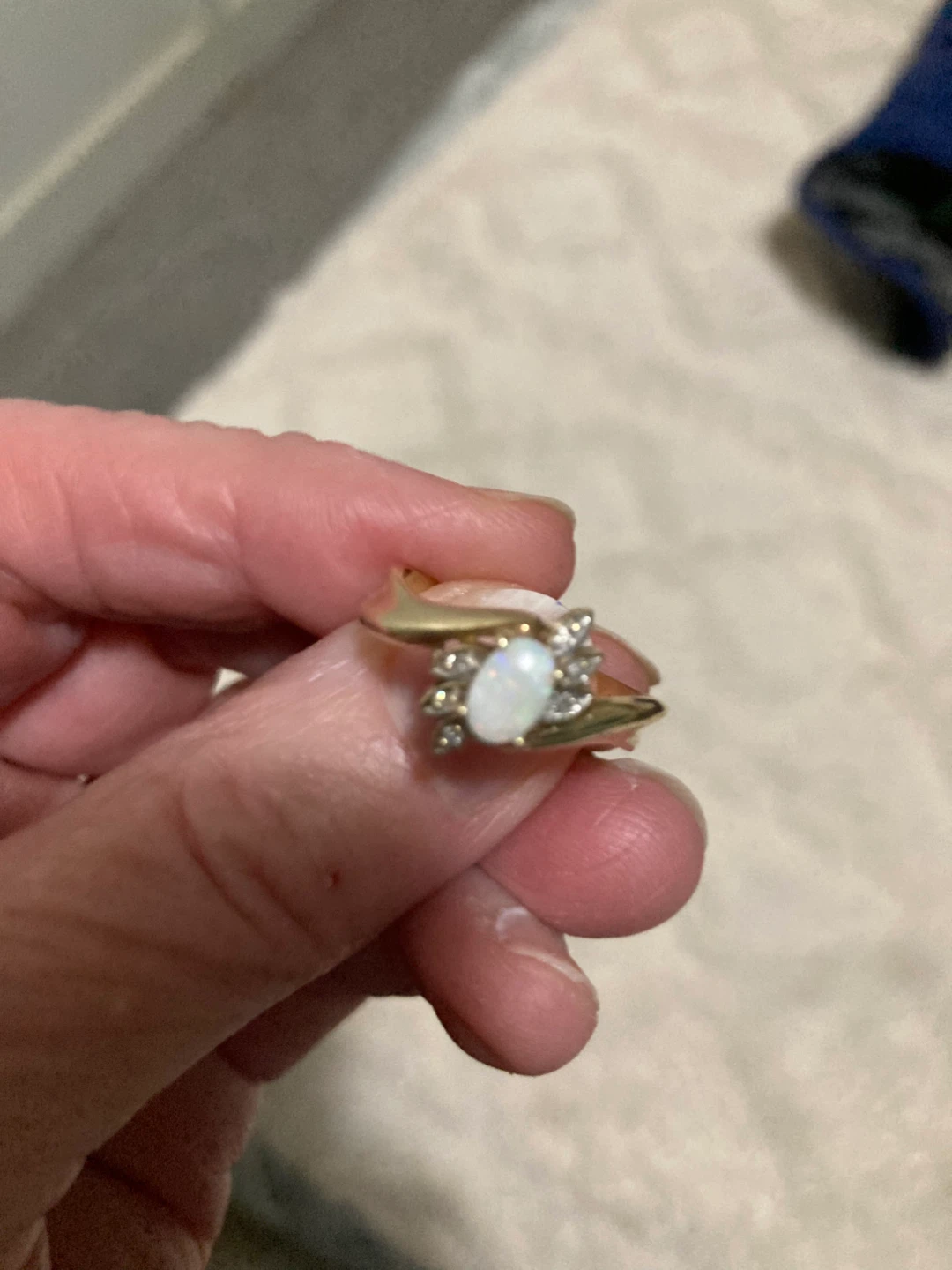 Vintage Gold Ring with Opal Stone - photo 2