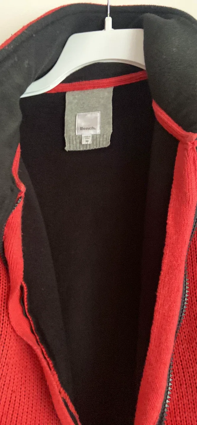 Bench Red Knit Jacket - Size M image indicator(2)