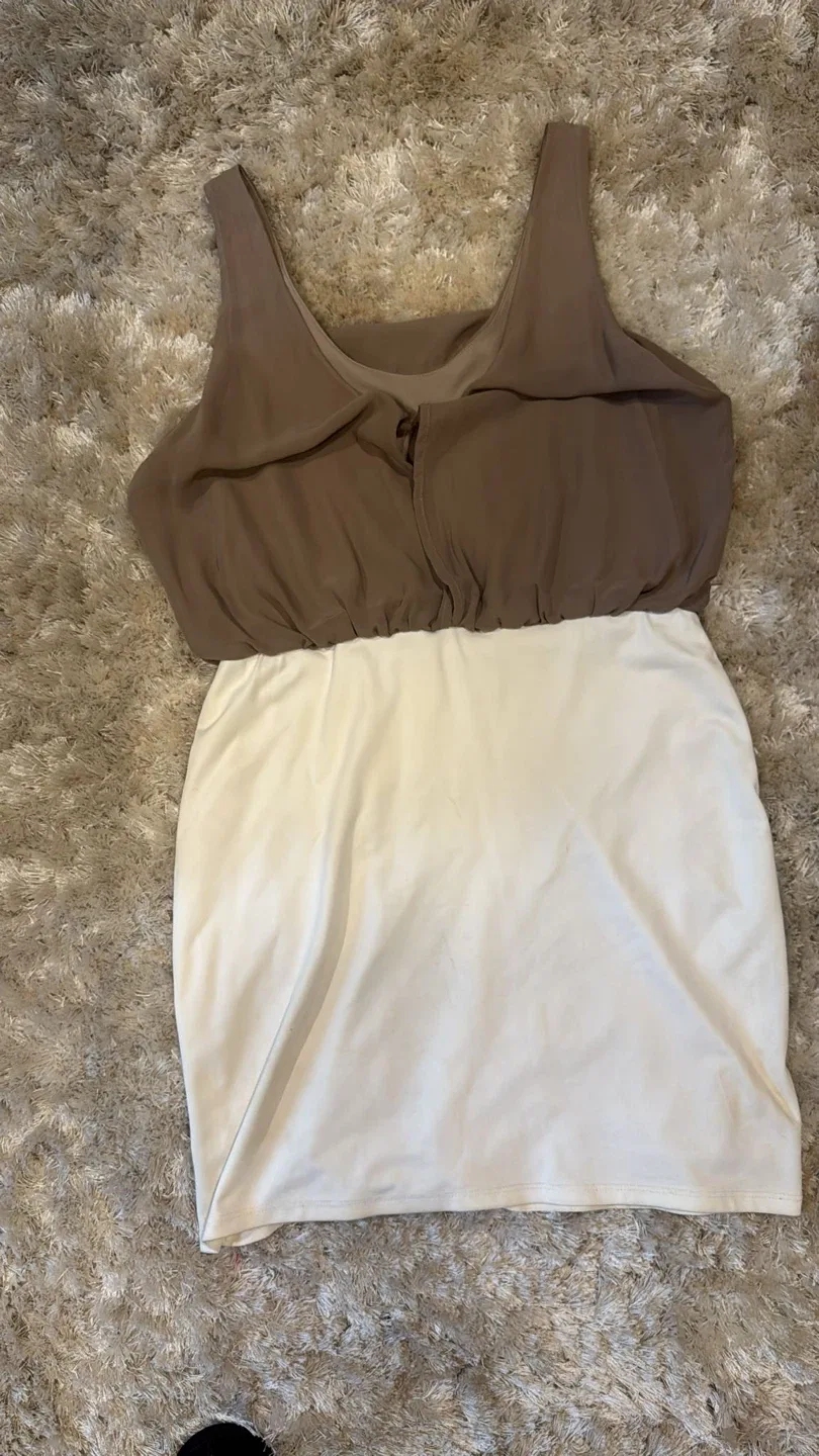 Brown & White Dress image indicator(2)