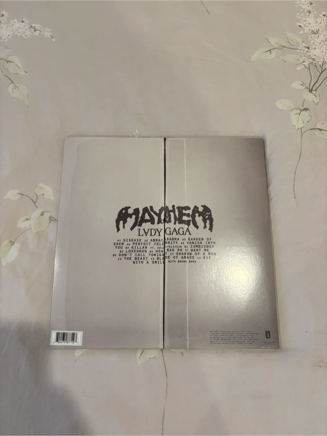 Lady Gaga - Mayhem (Limited Edition PinkVinyl) - photo 2